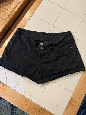 Express Black Low-Rise Cotton Blend Jean Shorts